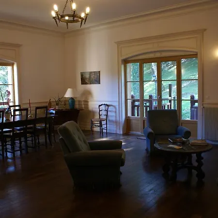 Chateau De Ronziere Bed & Breakfast 3*